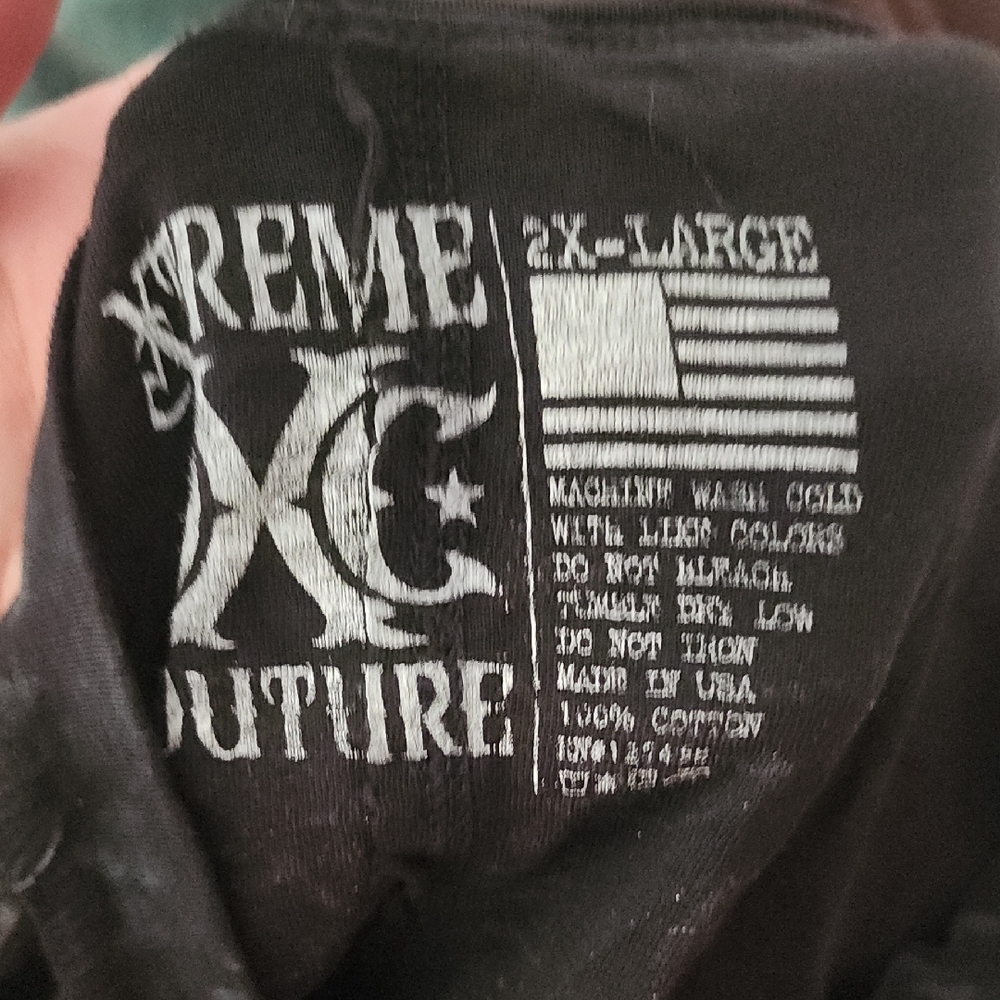Xtreme Couture by Affliction Black Cross Graphic Tee Y2K - Picture 7 of 7